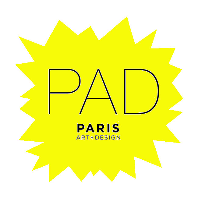PAD-Paris-Masdter-Wfffhite-Fond-noir-copie_900